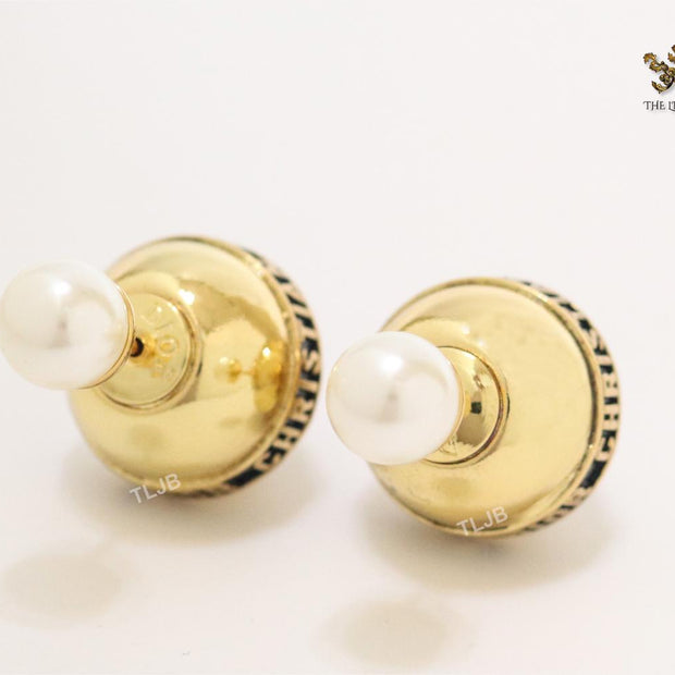 Alphabet CD white and gold bomber studs