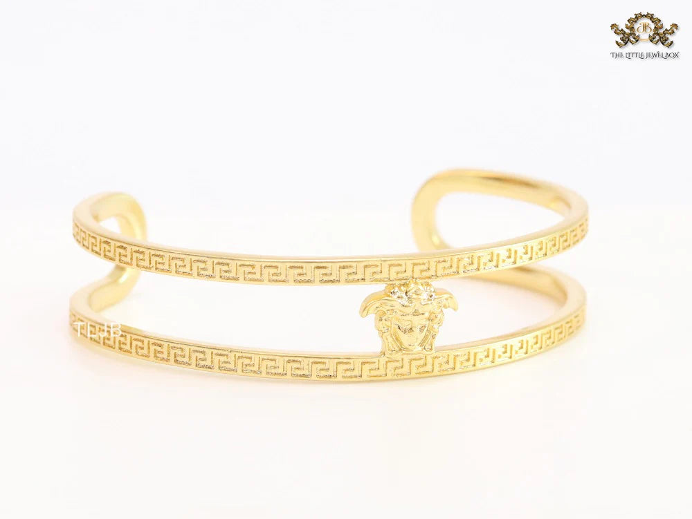 Medusa on gold bracelet