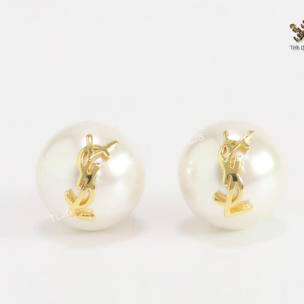 Alphabet Y pearl studs