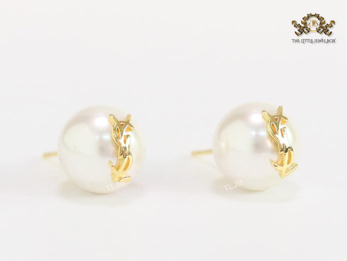 Alphabet Y pearl studs