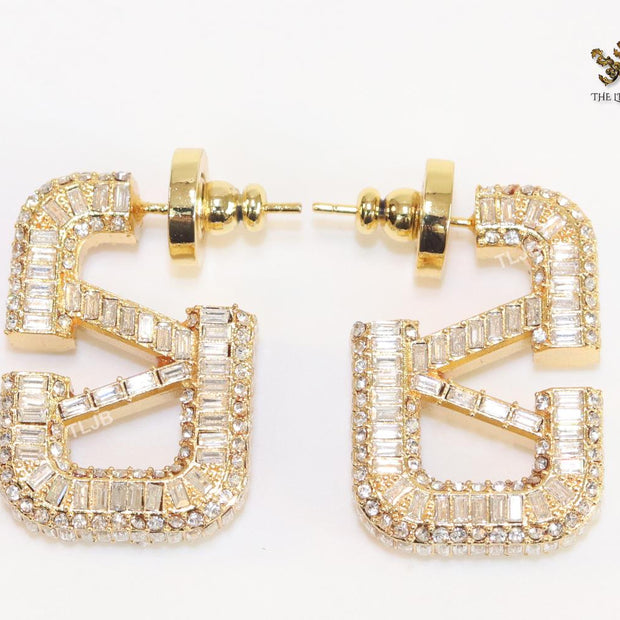 Alphabet open V small rectangle hoops with cz baguette