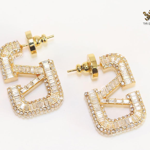 Alphabet open V small rectangle hoops with cz baguette