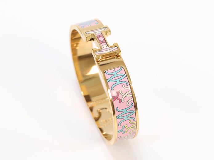Alphabet H pastel pink bracelet