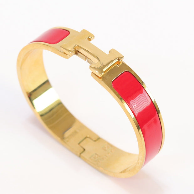 Alphabet H red 12 mm bracelet in gold