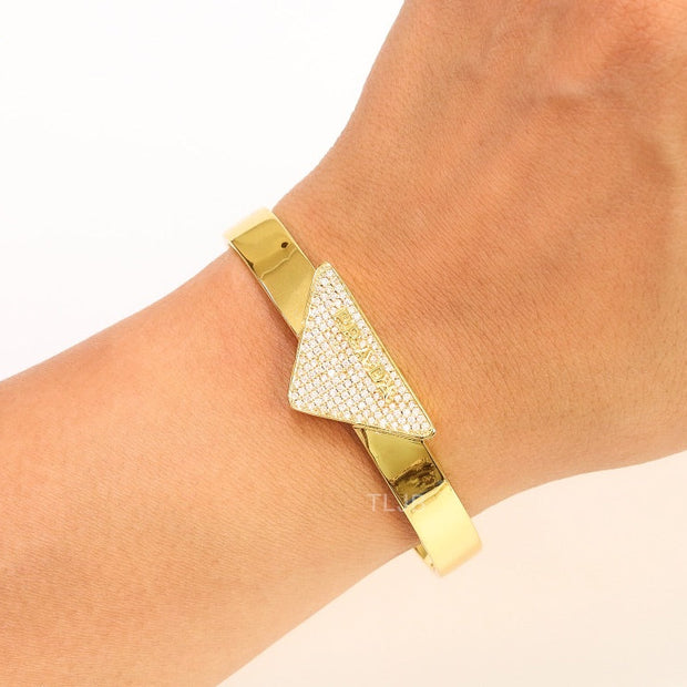 Alphabet P Gold open bracelet