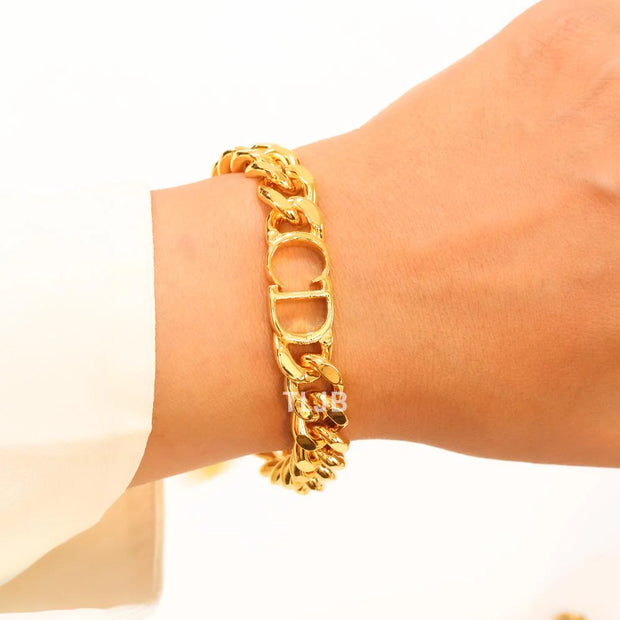 Alphabet CD gold link chain bracelet