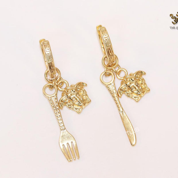 Medusa statement dangles