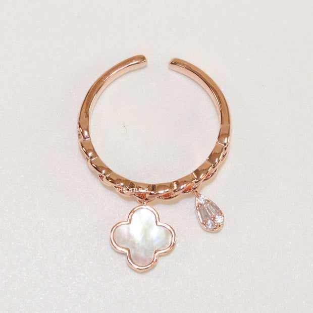 Rose gold plated link chain ring with MOP clover and cz drop
