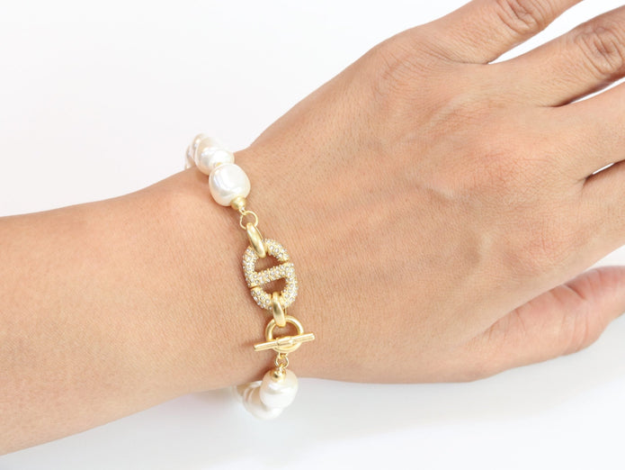Alphabet C&D openable gold CZ pearl link bracelet