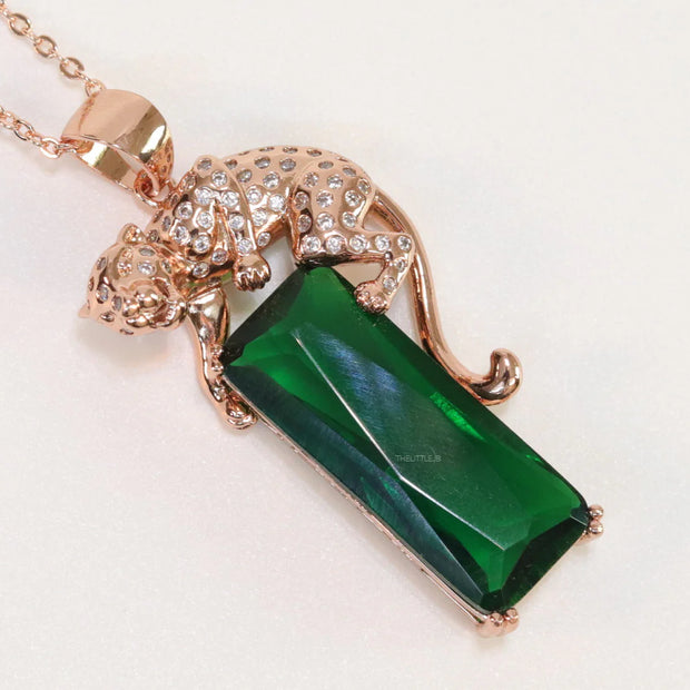 Rose gold plated leopard on green stone pendant necklace with cz