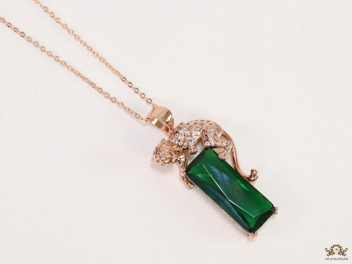 Rose gold plated leopard on green stone pendant necklace with cz