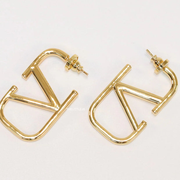 Open V plain Gold rectangular hoop 40 mm