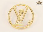 Alphabet L gold round brooch