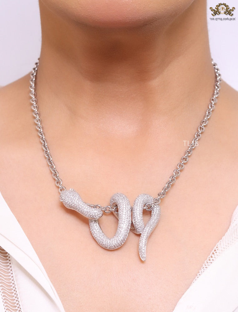 Platinum snake body pendant