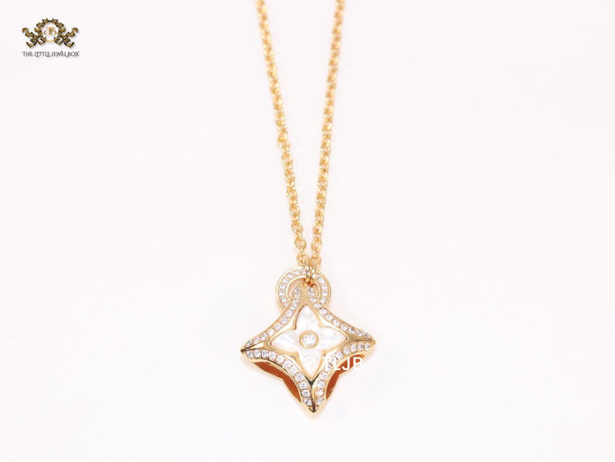 White clover sleek chain