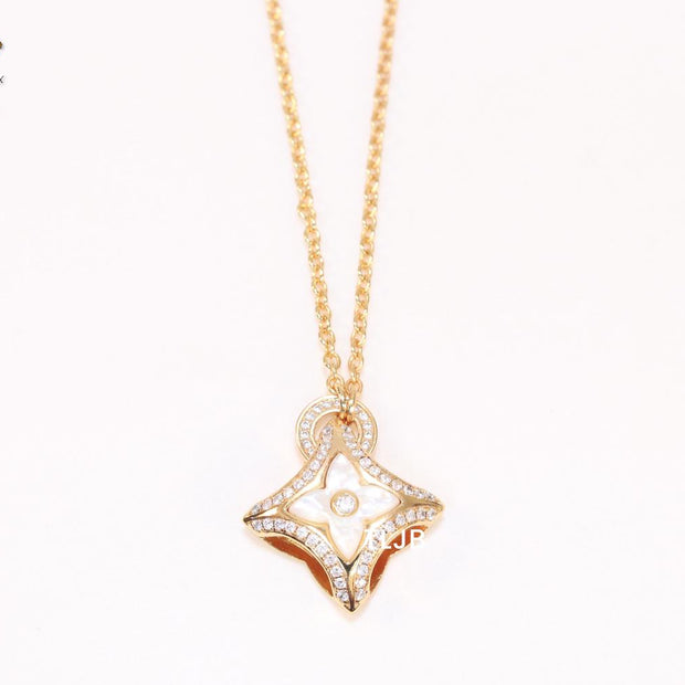 White clover sleek chain