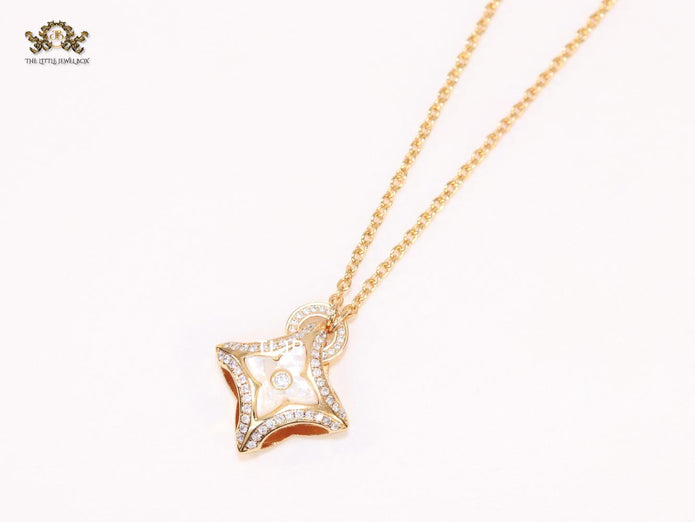 White clover sleek chain