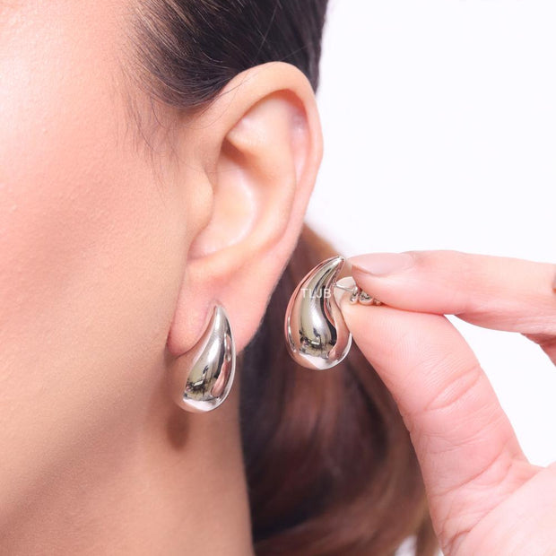 Teardrop platinum studs - small 25mm