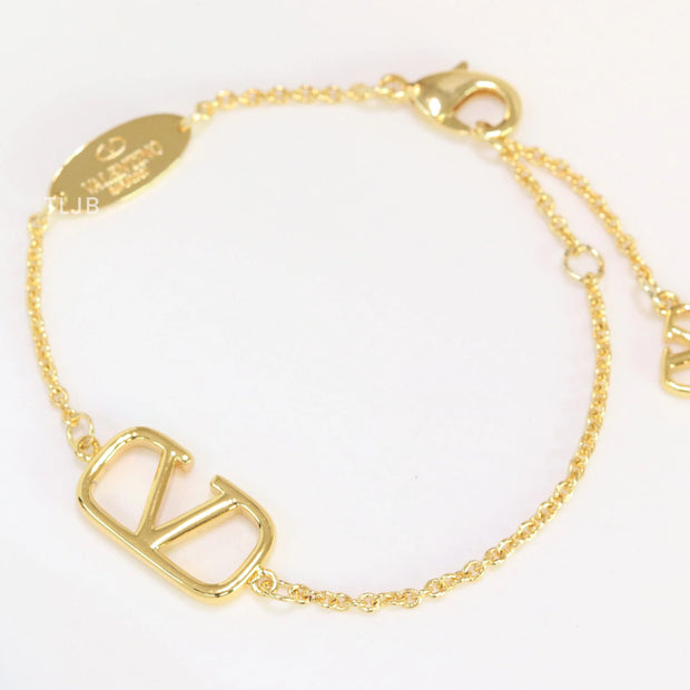 Open V sleek chain bracelet