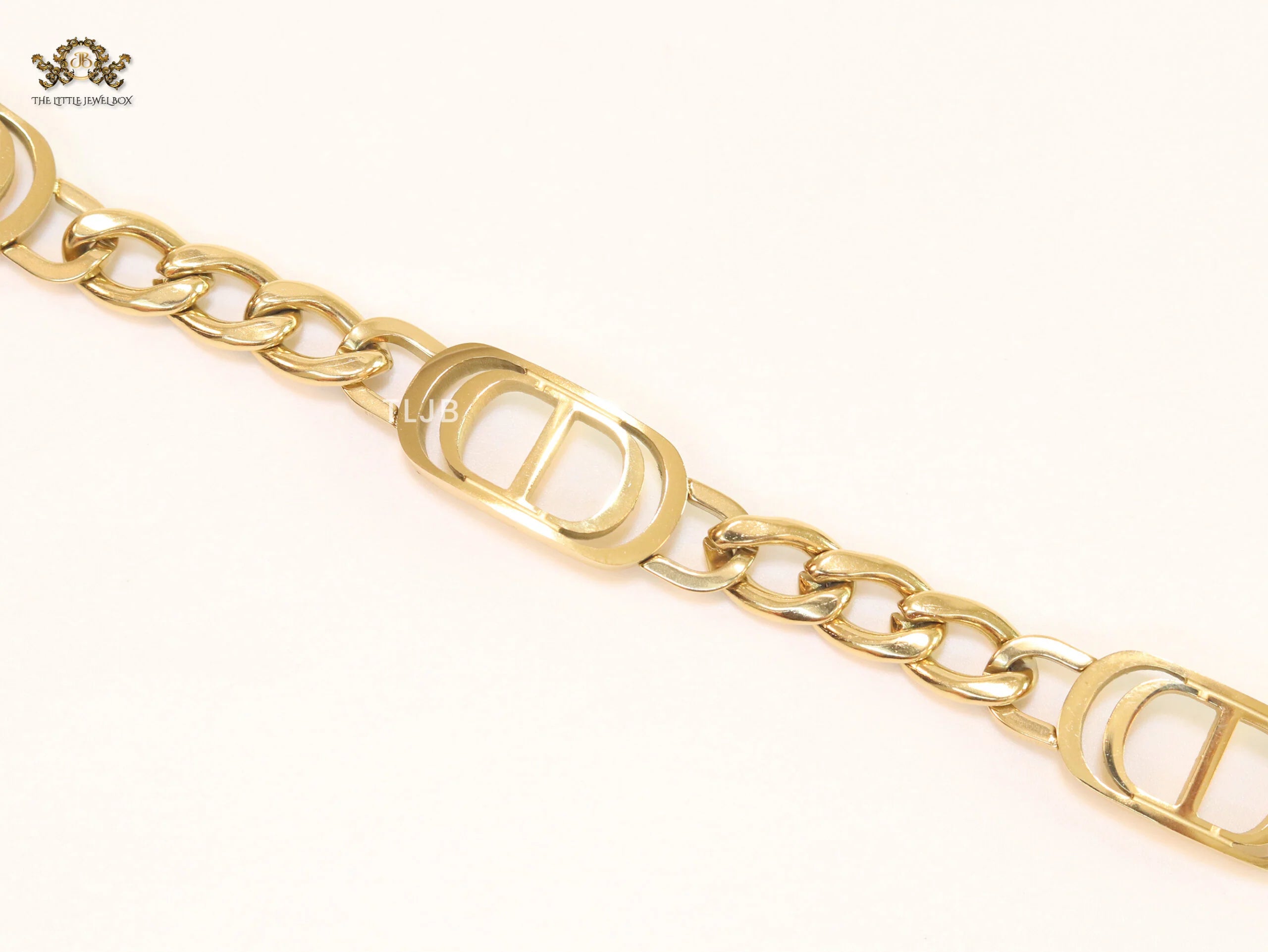 Alphabet CD link gold bracelet