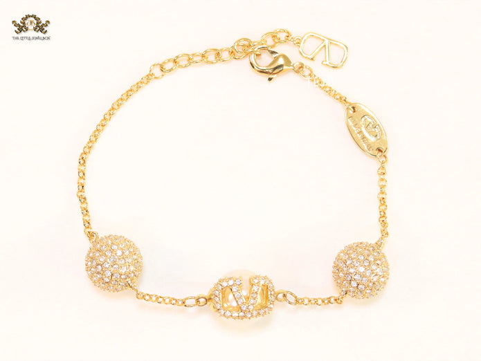 Alphabet V cz ball bracelet