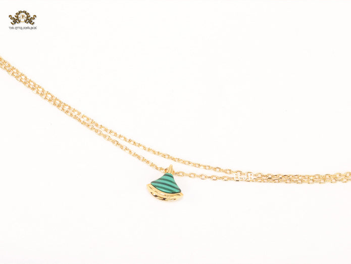 Alphabet B  sleek chain bracelet green