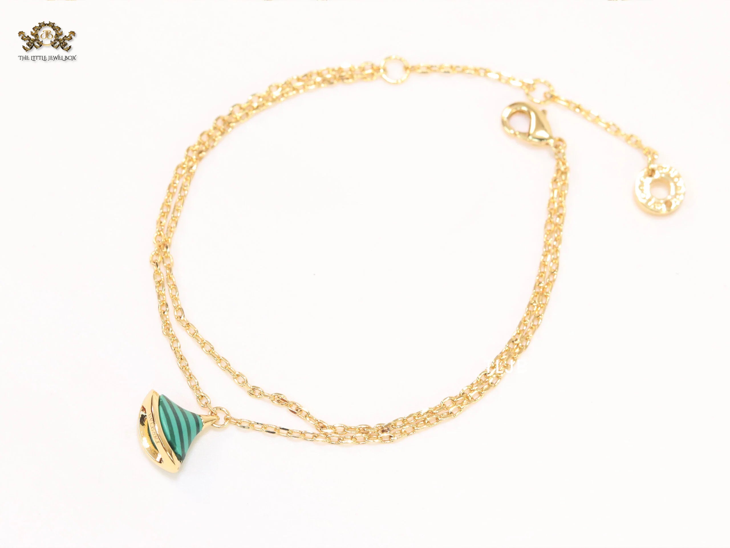 Alphabet B  sleek chain bracelet green