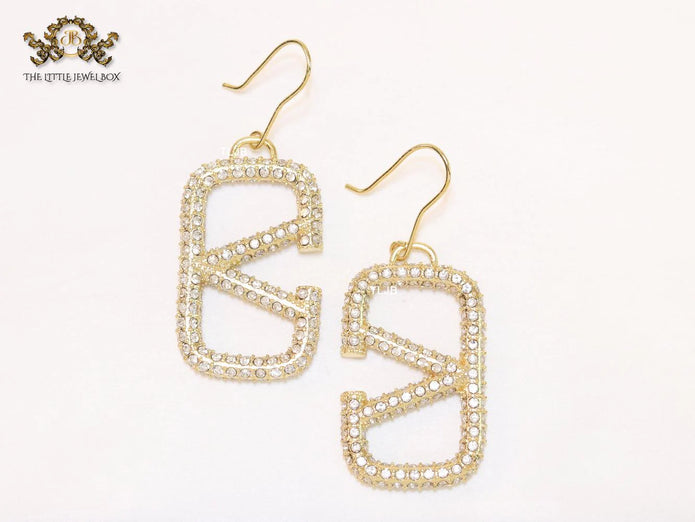 Alphabet open V cz and gold danglers