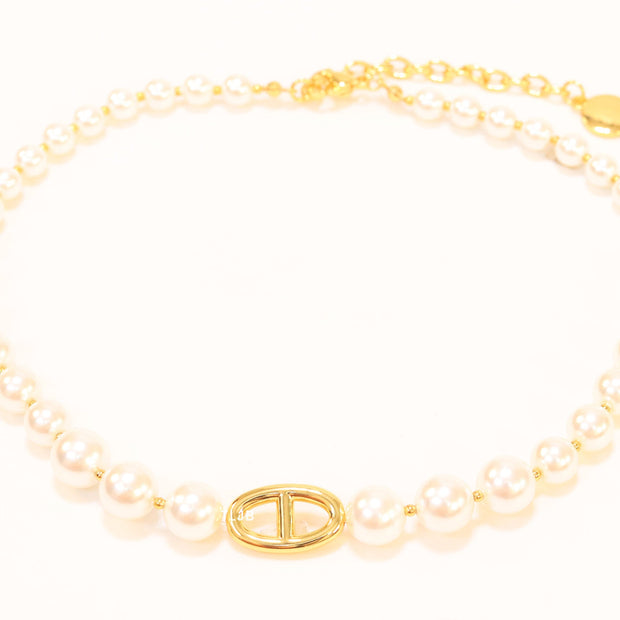 Alphabet CD pearl necklace