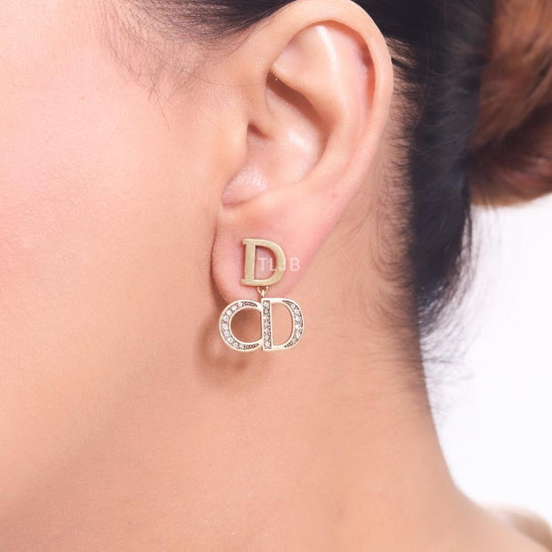 Alphabet CD antique gold studs