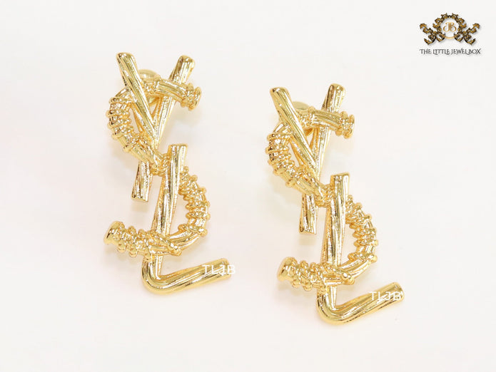 Alphabet Y gold earrings