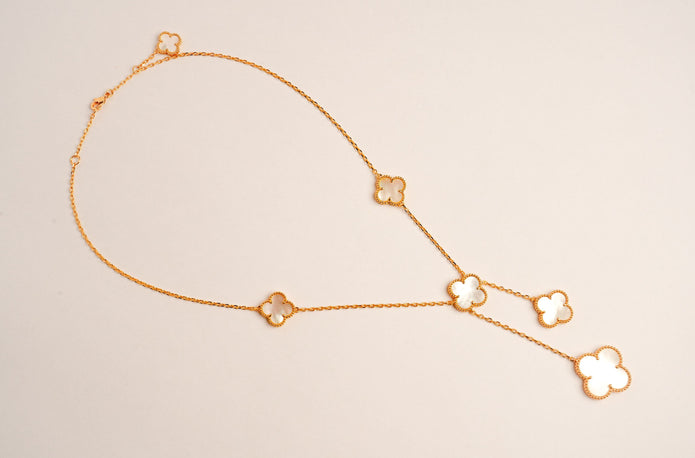 Alphabet VCA 5 Petal Gold Chain in Black | Clover Charm Necklace