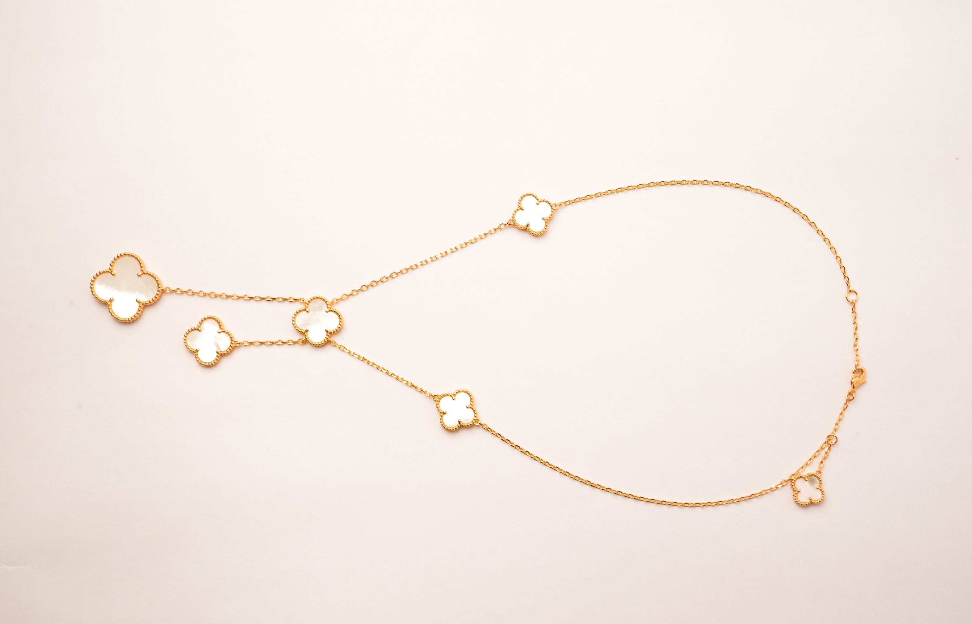 Alphabet VCA 5 Petal Gold Chain in Black | Clover Charm Necklace