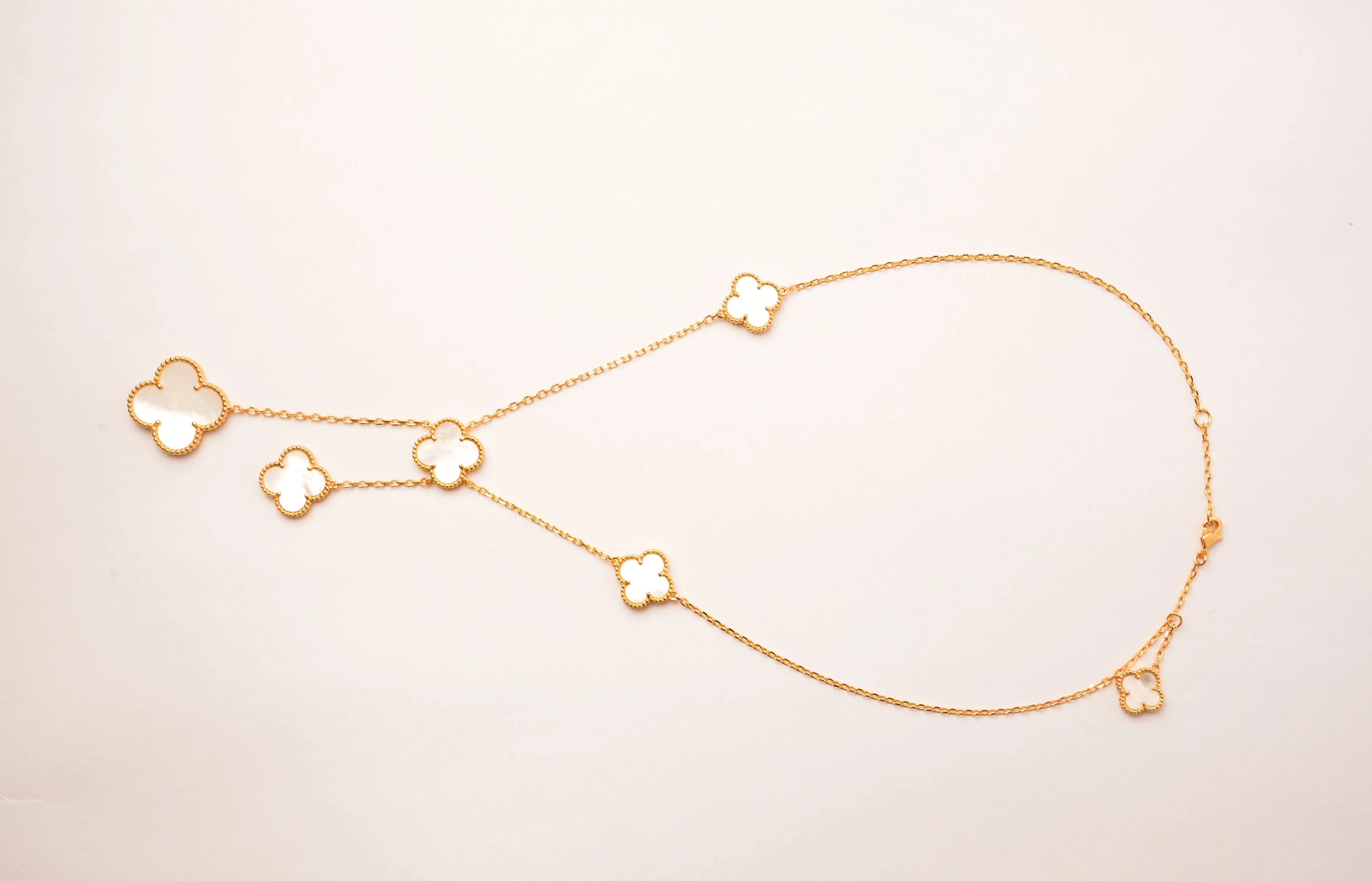 Alphabet VCA 5 Petal Gold Chain in White MOP Clover Charm Necklace