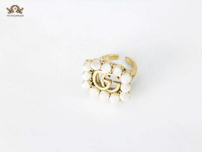Double G Pearl Antique Ring
