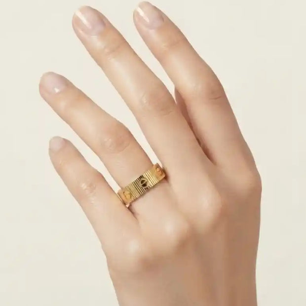 Gold plated screw pattern love band