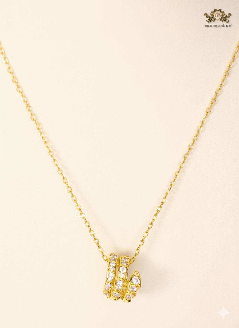 Snake pendant gold necklace