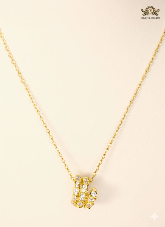 Snake pendant gold necklace