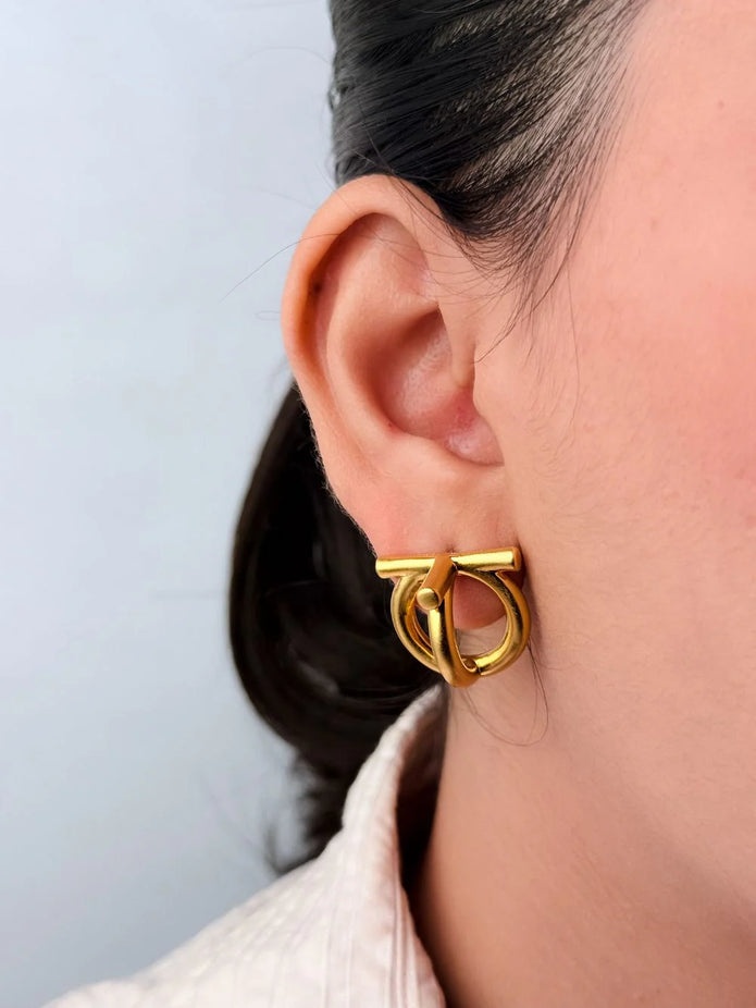 Alphabet SF Double Loop Matt gold Studs