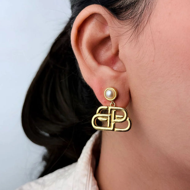 Alphabet double B drop earrings