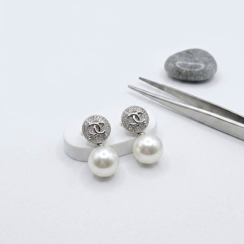 Double C Platinum Stud with CZ and Pearl Drop