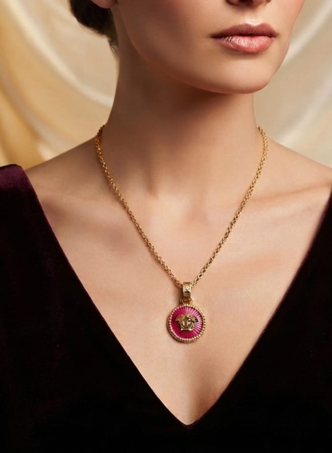 Medusa red pendant with gold chain