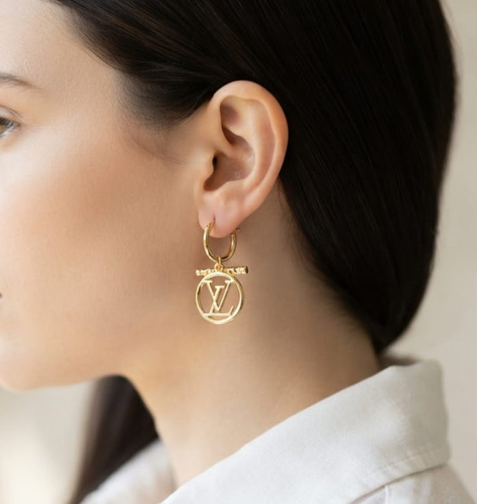 Alphabet L round gold danglers