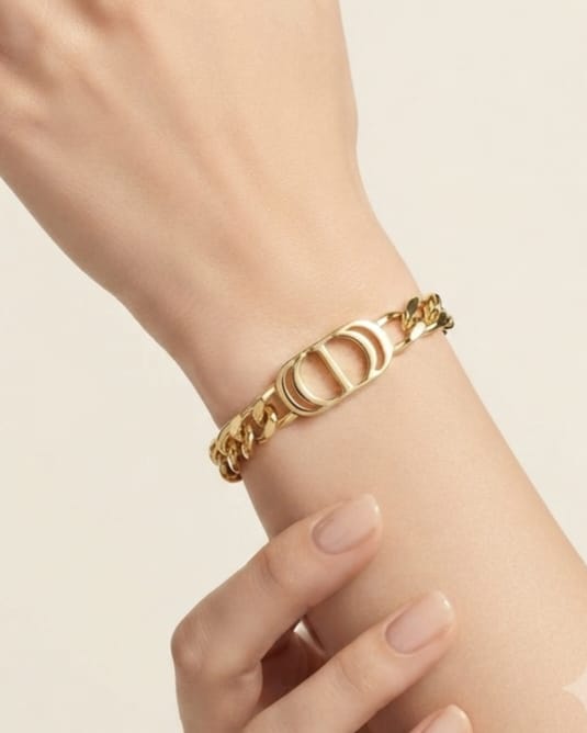 Alphabet CD link gold bracelet