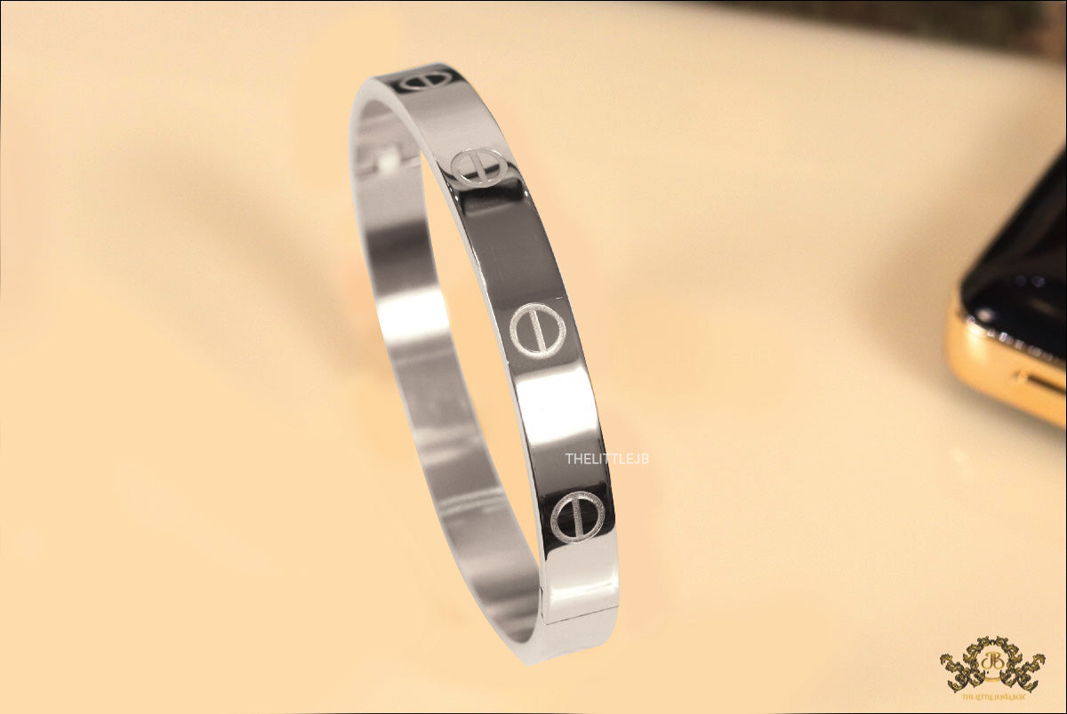 Platinum plated bracelet for men’s with screws