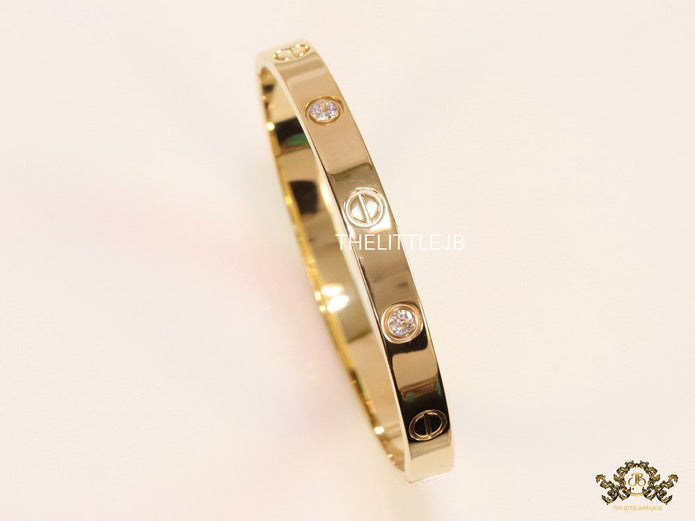 Men's gold Screw and diamond oval shaped openable bracelets