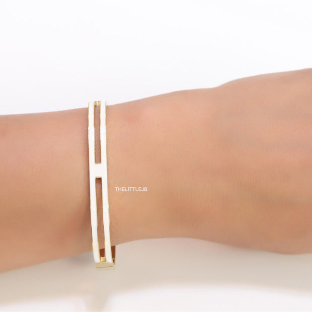 Gold plated two layer solid white bracelet