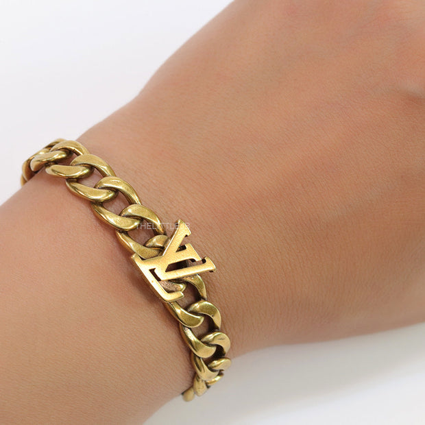 Antique Gold finish link chain bracelet with alphabets