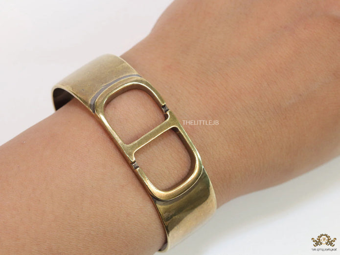 Antique finish C D alphabet open bracelet