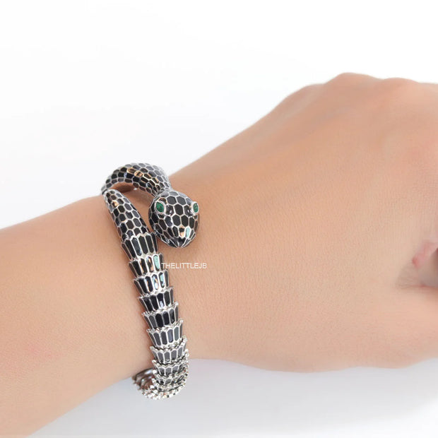 Serpentine open bracelet in black enamel and platinum finish